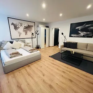 X-hain Kiezwohnung Apartment