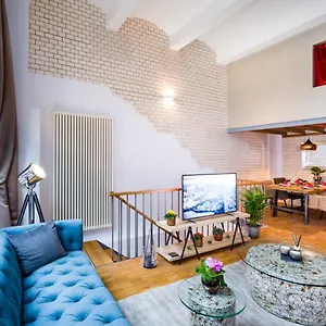 Bella Apartment